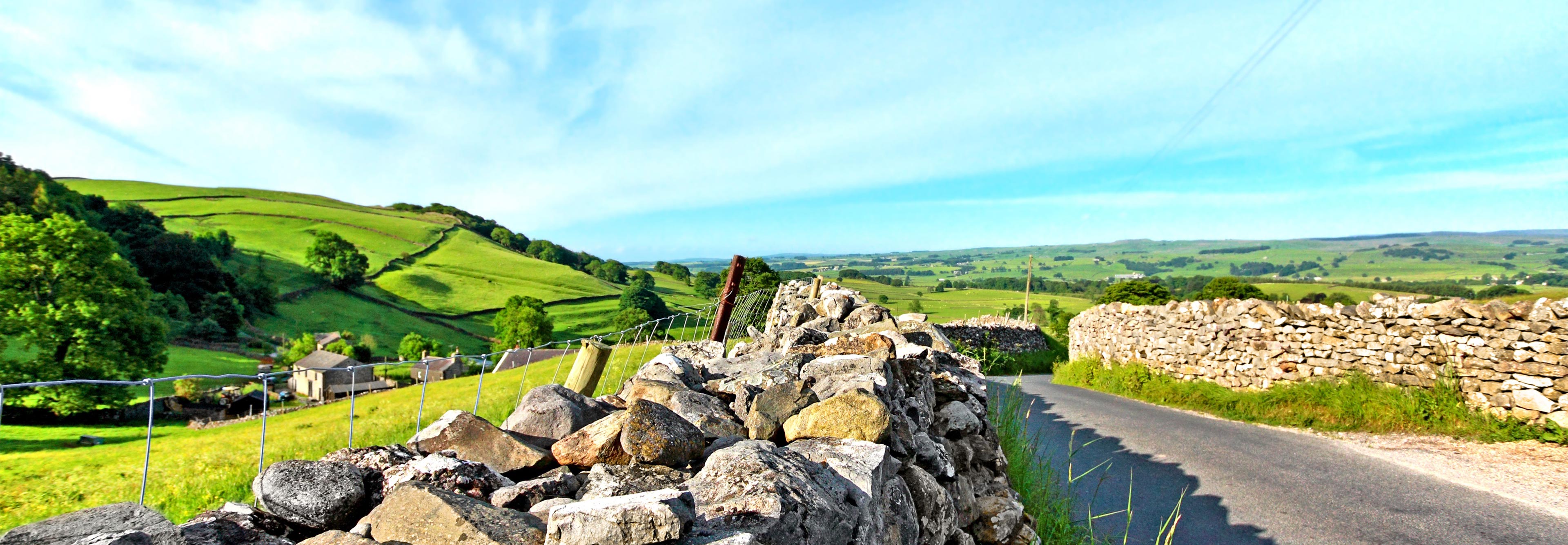Yorkshire 3 Peaks Challenge Trek challenge to UK